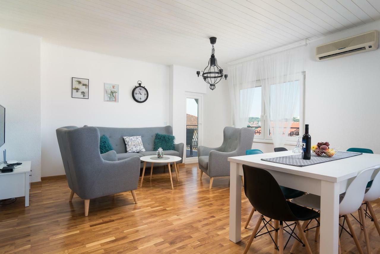 Apartman Regius White Trogir Extérieur photo